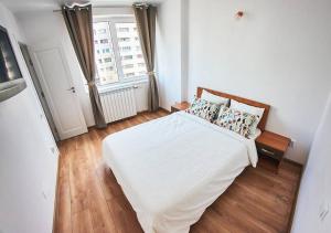 OLD TOWN 2 beds panoramic balcony