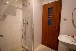 Zielona Ostoja - Pokoje i Apartamenty