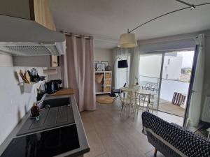 Appartements Ambre Appart-Wifi-Terrasse-Parking-Terrasse-2 couchages : photos des chambres