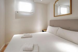 New modern Apartment Malasaña - Chueca 5 Pax