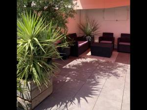 Studio 34m2 avec la terrasse 60m2, aperçu mer, parking, Clim, plage à 150 m,Wi-fi, piscine