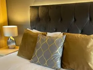 Riverview Lodge & Luxury Hot Tub - Inversanda