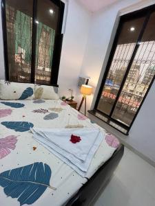 Budget friendly 2bhk at Pali Hill