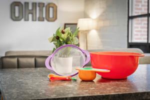 108- The Cozy Comfy Spacious Loft Wi-Fi Parking Cafe