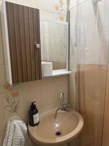 Centro, apto inteiro, rua São Paulo com Afonso Pena