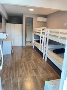 Pousada Recanto do Guerreiro Tricolor , Hostel, Hotel e Pousada - 卡希亚斯公爵城