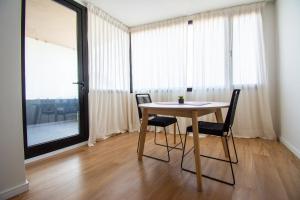 Nova Stays - 1BHK in Dome Green Soho II - Buenos Aires