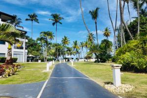 Aligio Beachfront Resort & Spa
