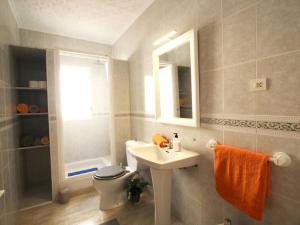 Apartamento con terraza cerca del mar