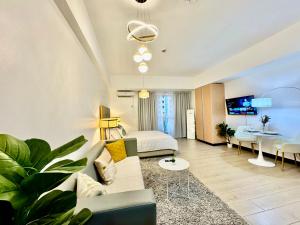 Cozy home Near NAIA & BGC