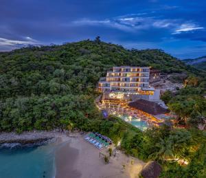 Nirú Ocean Suites by Binniguenda