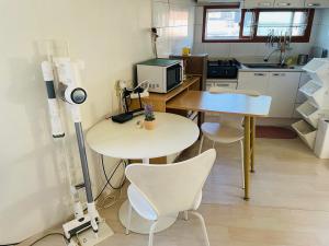 Two bedroom with living room in Sinchon