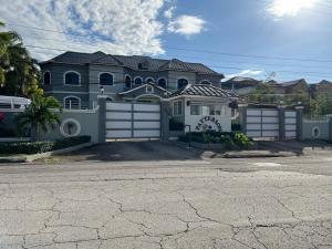 Patterson Palm Apartment #7