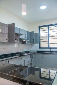 Leshan Luxury Villas