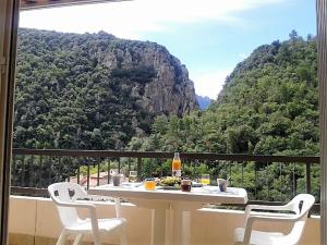 Amélie les bains Exposition SUD Gorges du Mondony 6éme étage