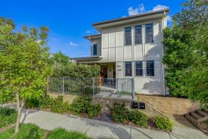 Sunshine Splendour Central & Close to Everything