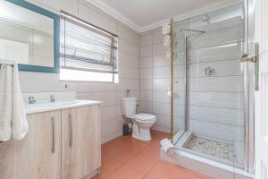 Gold Crest Guesthouse