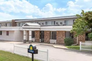 Days Inn by Wyndham Fond du Lac - Ripon
