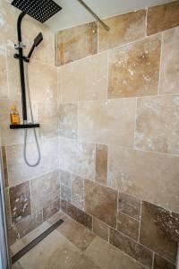 Chalets maisonnette au calme, proche CDG, Parc Expo, Arena : photos des chambres