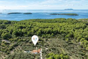 Pool House Potirna - Happy Rentals - 4hvězdičkové hotely ve městě Blato