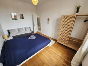 Appartements Superbe T4 entierement renove - Eurexpo-Stade-Lyon : photos des chambres