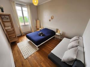 Appartements Superbe T4 entierement renove - Eurexpo-Stade-Lyon : photos des chambres