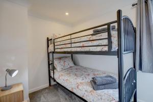 2 Old Chapel Cottages by Winterton Cottages