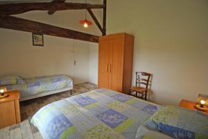 Maisons de vacances Gite Les Champs N°4 : photos des chambres
