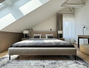 ᴄᴏʜᴏsᴛ I 2BD Penthouse Luxury-Designer Apt, CityCenter