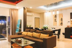 Tassa House pool villa pattaya