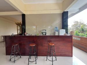 Ubud Suites Batuan near Tegenungan Waterfall