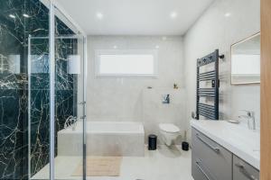 Maisons de vacances Maison avec jardin proche Dinan : photos des chambres