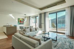 Portonovi Sea View Suite room in Portonovi Resort