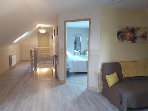 B&B / Chambres d'hotes Des Roux et des Pious Suite de 35 a 60 m2 et 3 chambres pour groupe de 2 a 6 personnes : photos des chambres