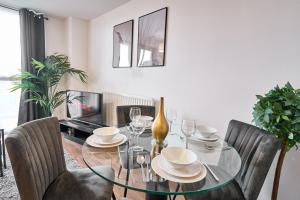 Modern Living, Prime Location - Pluxa Masonway