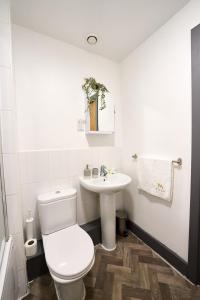 Modern Living, Prime Location - Pluxa Masonway