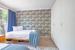 Cozy Garden Unit in Bloubergstrand