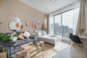 Trendy Studio with fitted kitchen in Discovery Gardens - Dubai