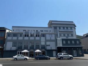 The Lazy Expat - Paarl - Self Catering Apartment