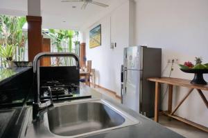 T&J1 - Gorgeous 1BR pool villa, parking, walk to beach!