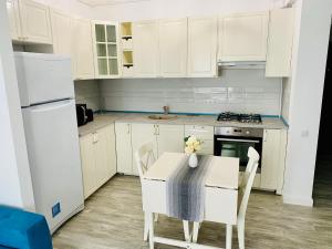 Cozy Central Apartment with 2 rooms