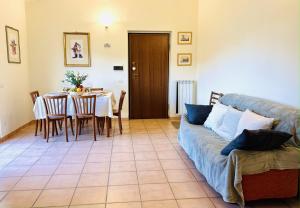 Appartamento a Fiuggi con 2 camere, splendida vista sulle montagne e perfetto per 4 ospiti