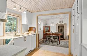 Nice Home In Gistrup With Wifi