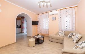 Lovely Apartment In Senj With Wifi 
