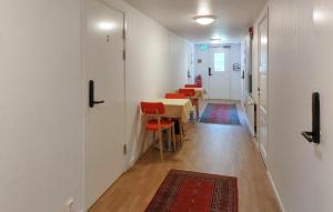 4 Bedroom Cozy Apartment In Höör