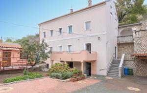 Amazing Apartment In Senj With Wifi