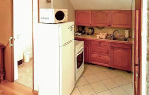 Amazing Apartment In Senj With Wifi