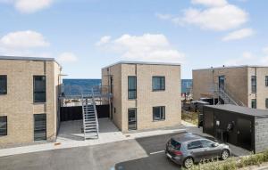 Awesome Apartment In Allinge With Wifi