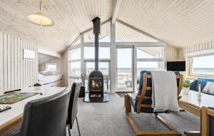 2 Bedroom Lovely Home In Otterup