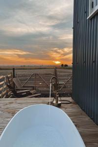 The Romney by Bloom Stays